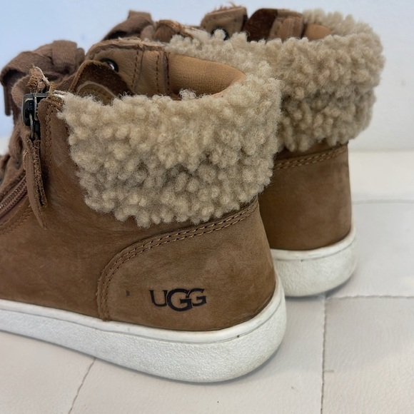 UGG Suede Leather Sherpa Ankle Boots Womens Size 7 - Picture 4 of 6